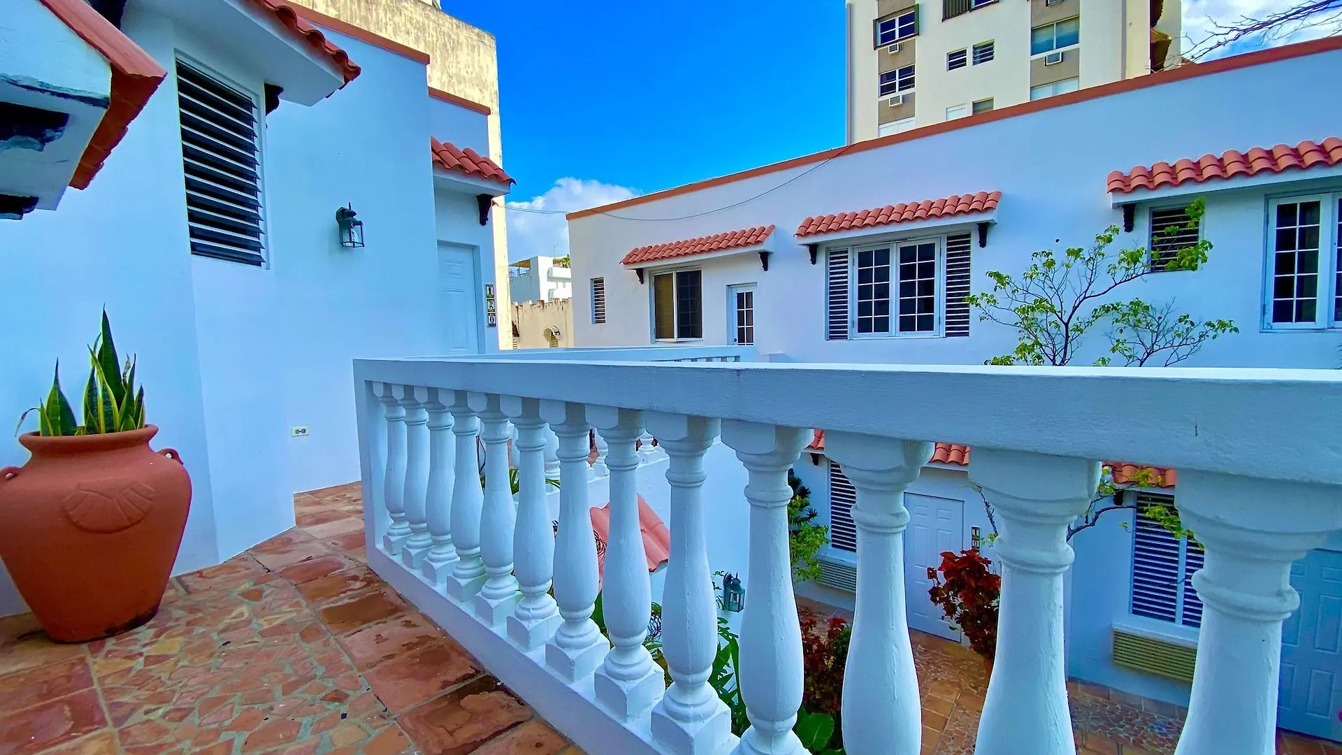 At Wind Chimes Boutique Hotel San Juan