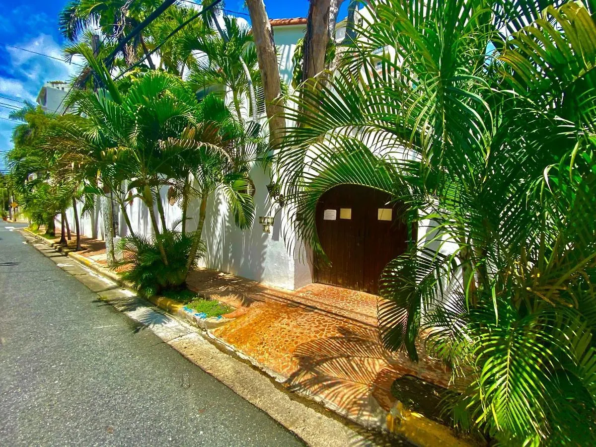 At Wind Chimes Boutique Hotel San Juan 3*,  Puerto Rico