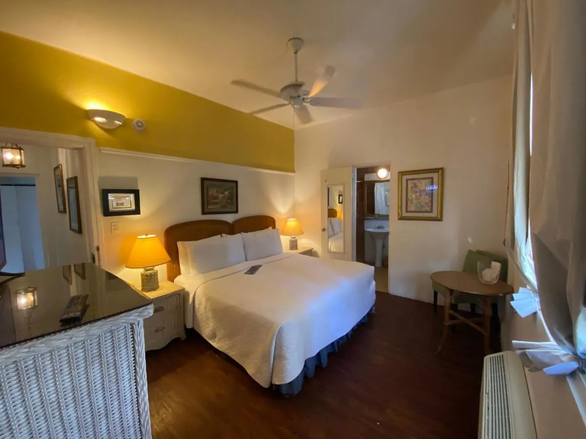At Wind Chimes Boutique Hotel San Juan