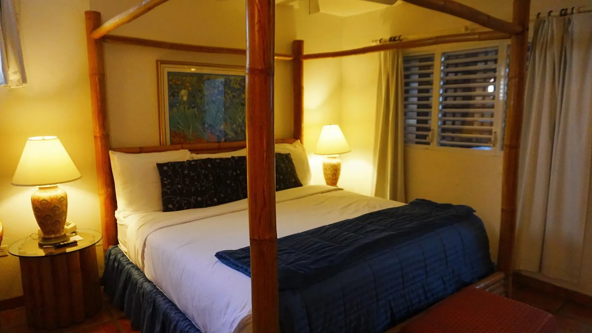 At Wind Chimes Boutique Hotel San Juan