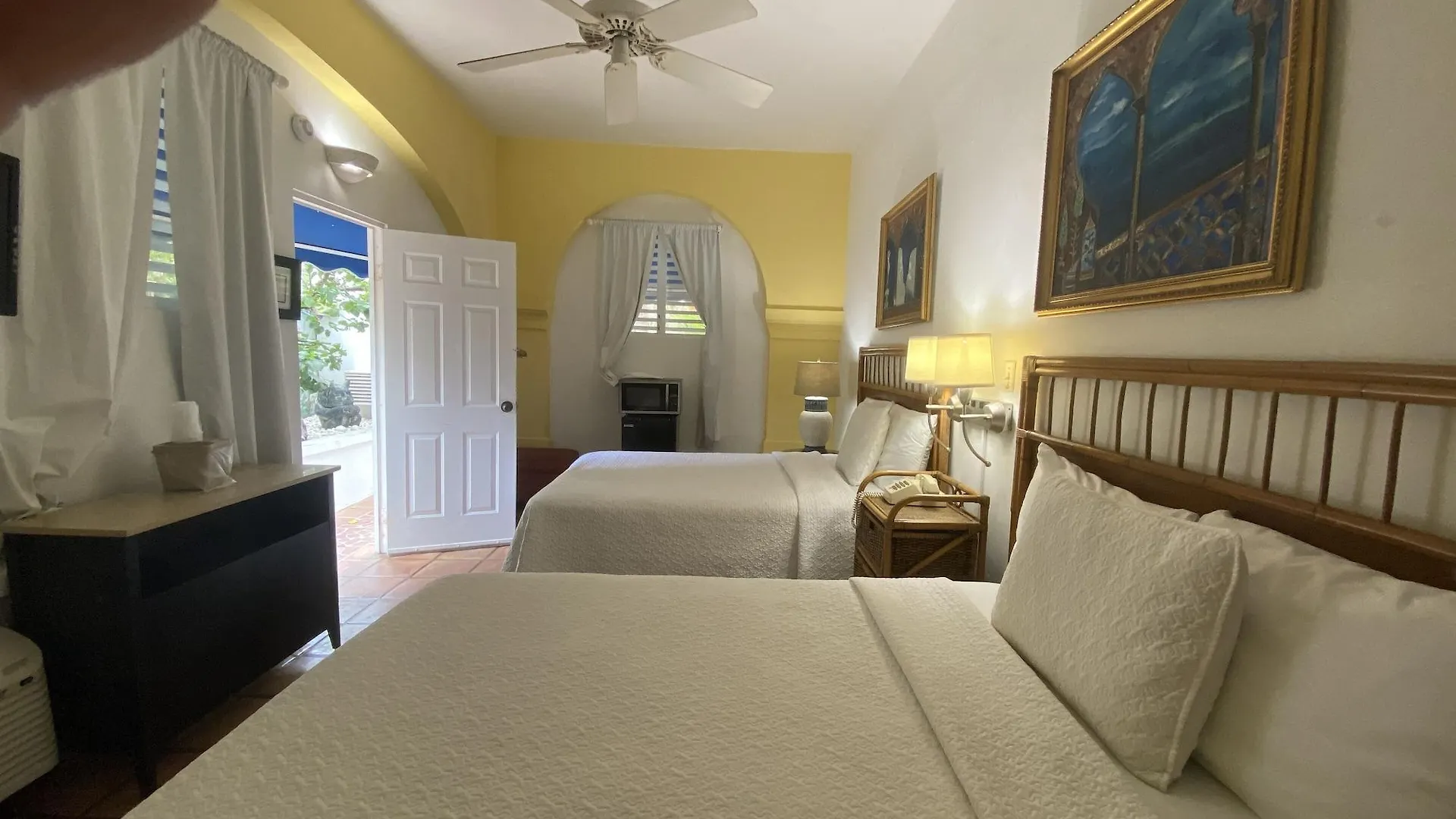 At Wind Chimes Boutique Hotel San Juan