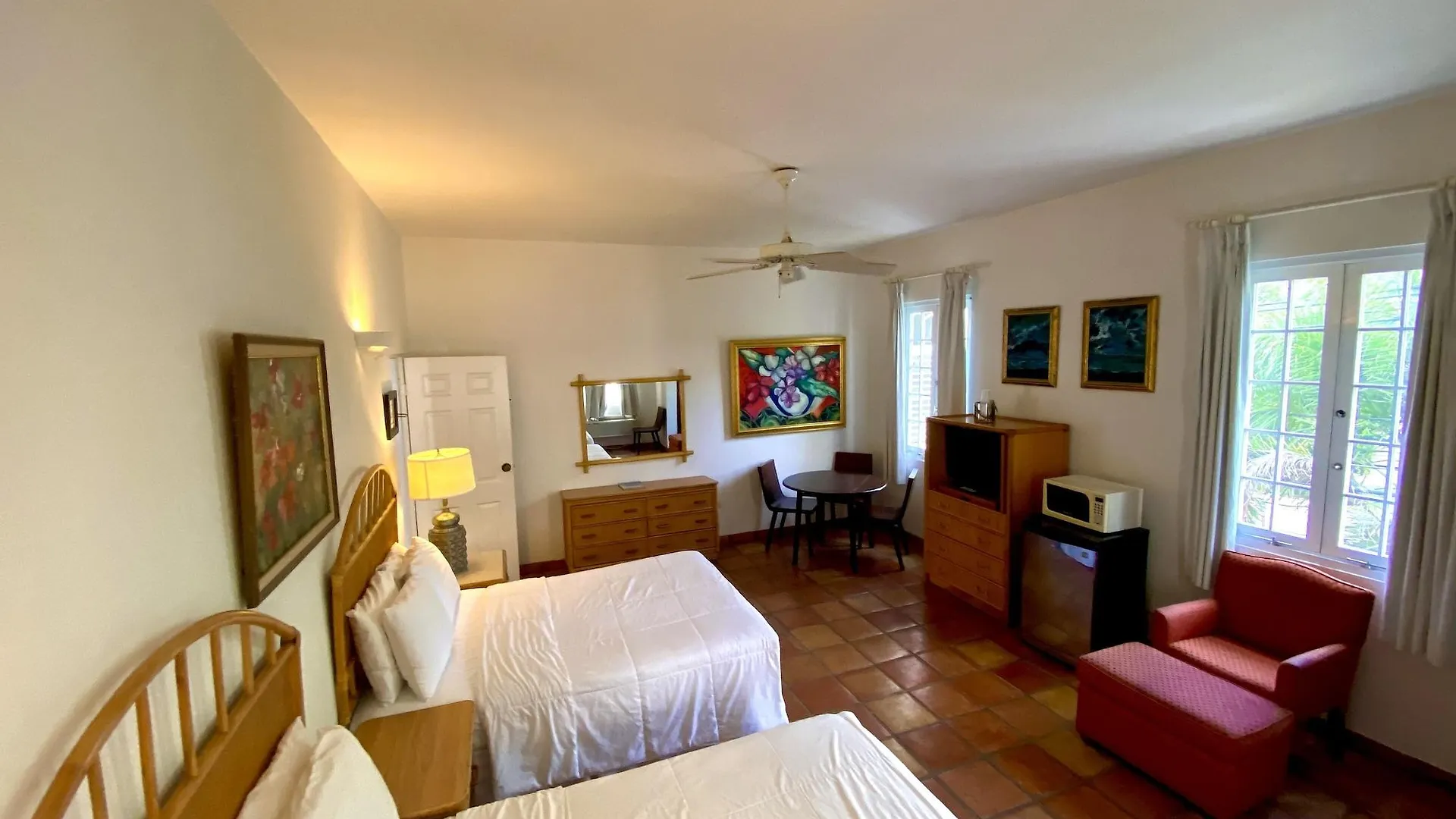 At Wind Chimes Boutique Hotel San Juan 3*,