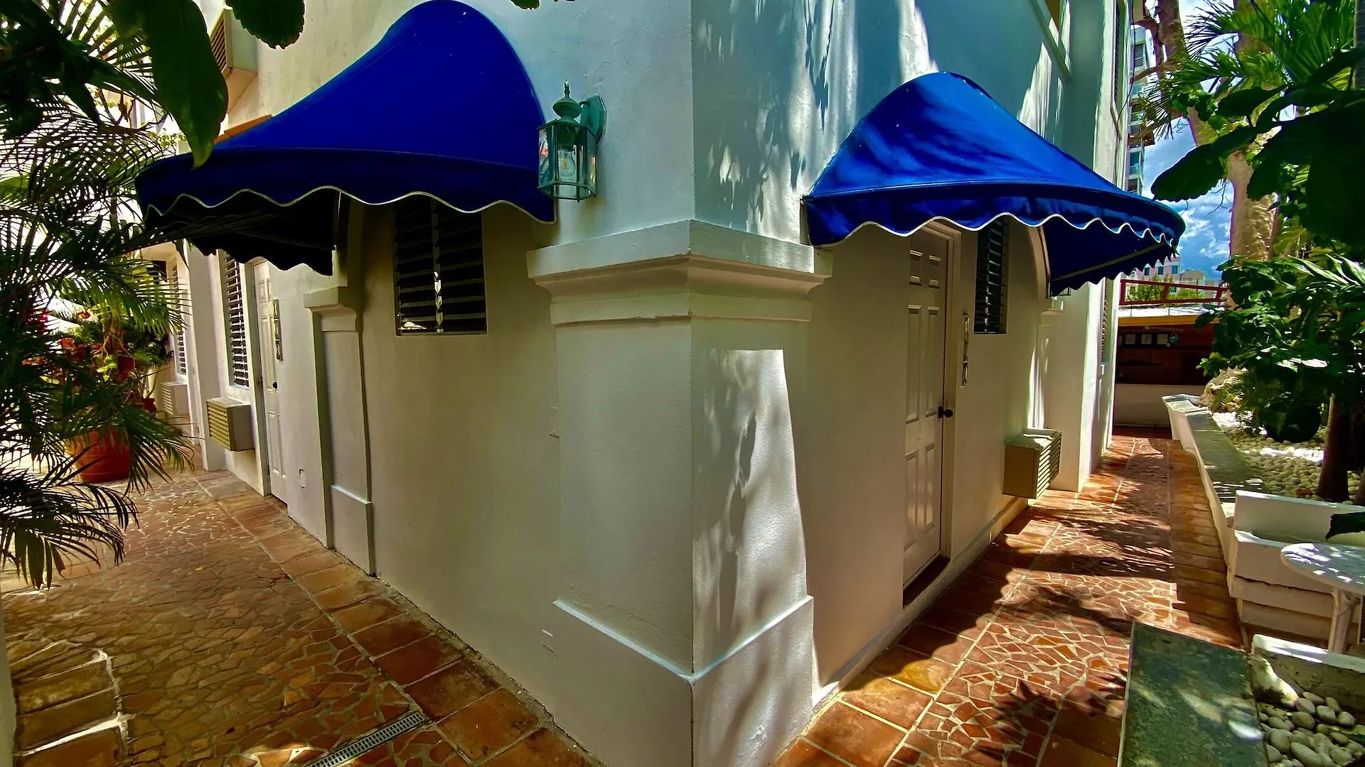 At Wind Chimes Boutique Hotel San Juan